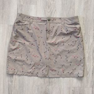 Eddie Bauer green skort with pockets Sz 14